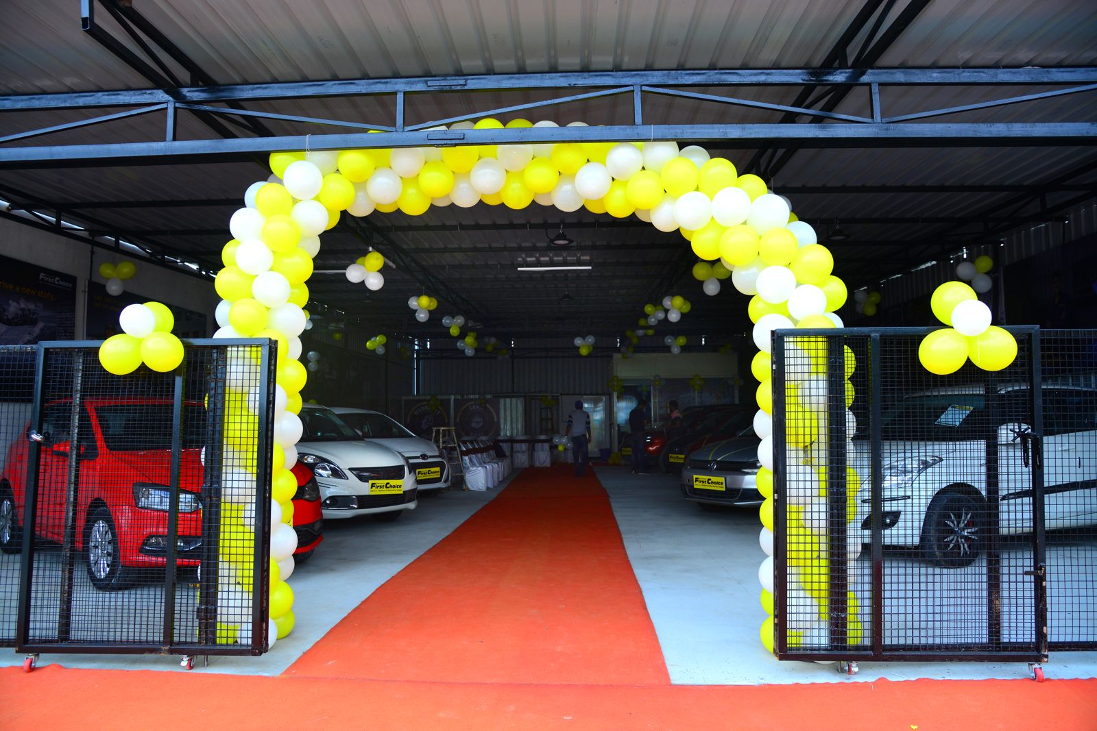Car & Bike Showroom